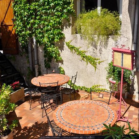 Les Deux Acacias Hotel Villepinte  Kültér fotó