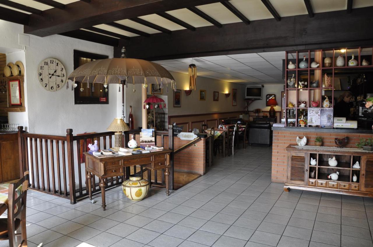 Les Deux Acacias Hotel Villepinte  Kültér fotó