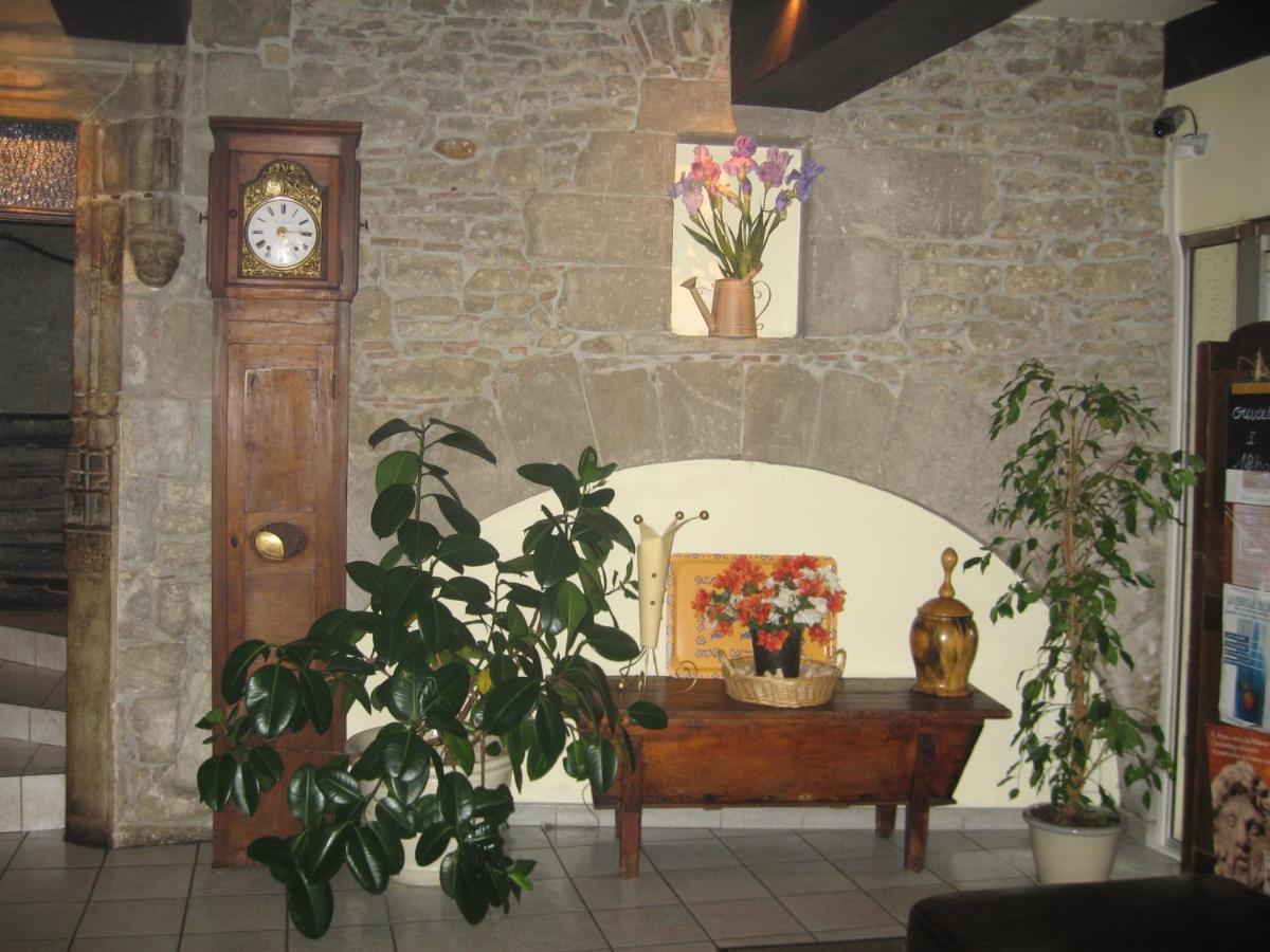 Les Deux Acacias Hotel Villepinte  Kültér fotó